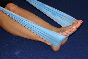 foot strengthening exercises with stretch band image