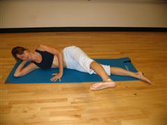 pilates side kicks image